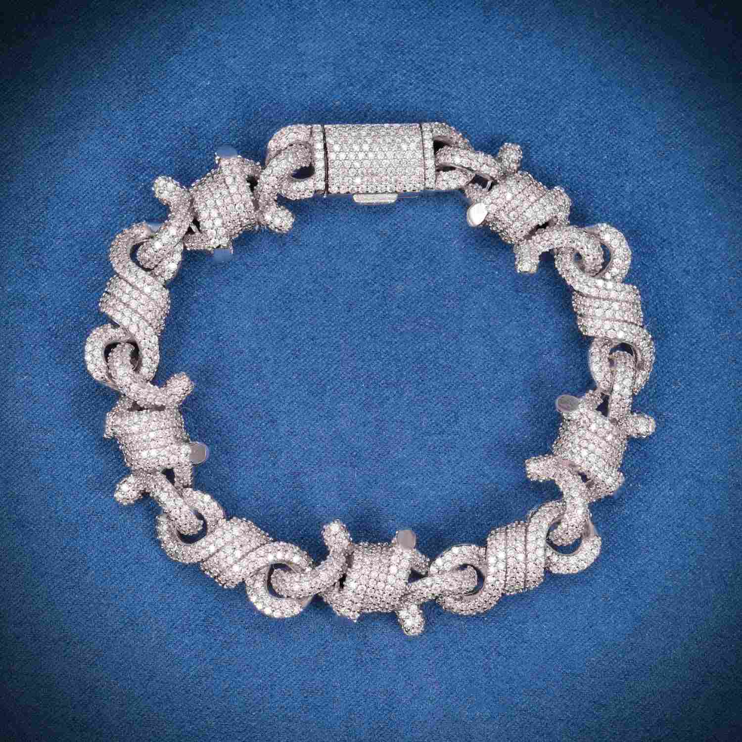 10MM Moissanite Spiked Infinity Link Bracelet 14K Gold - Image 5