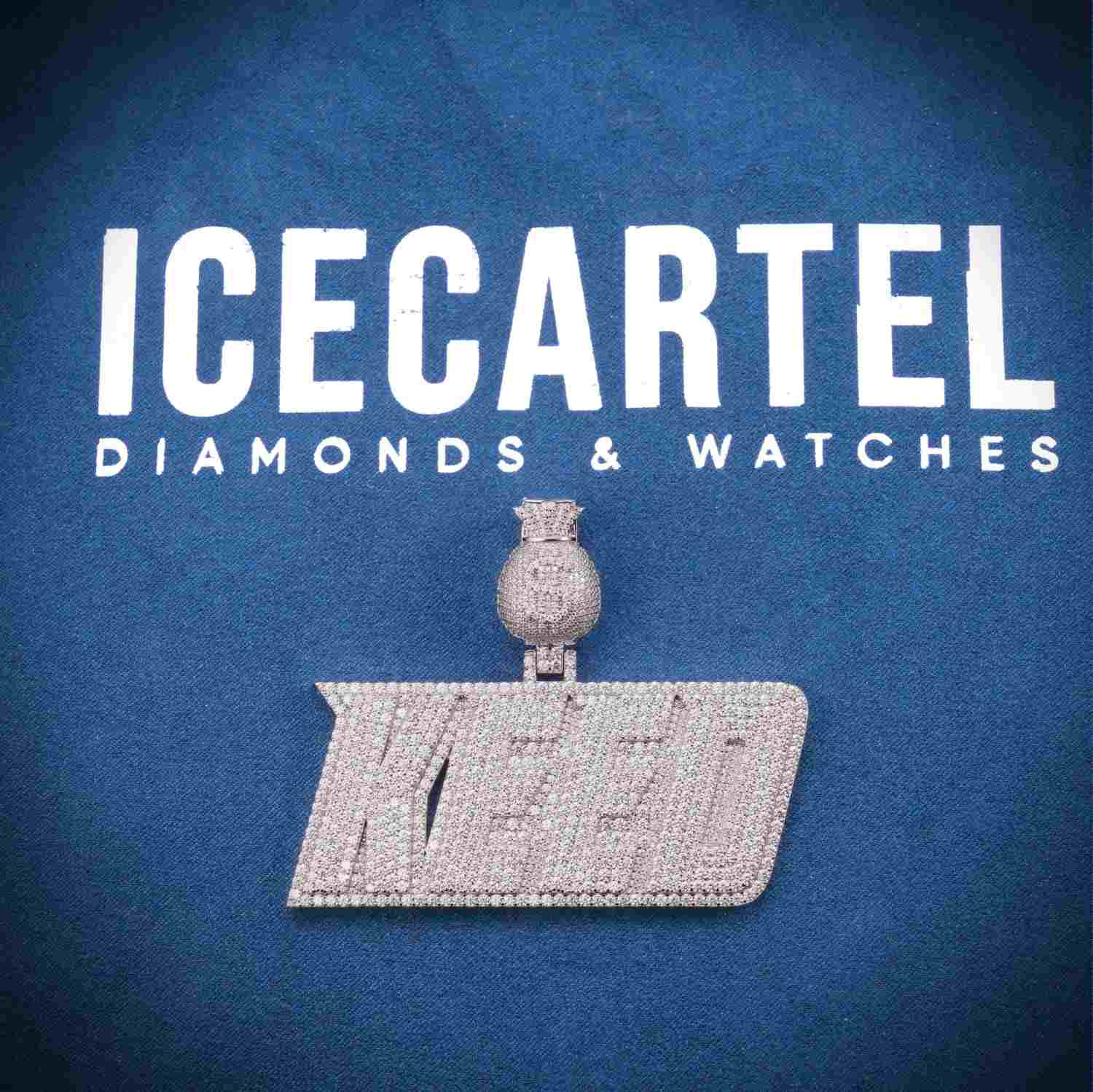 "KEED" Custom Moissanite Pendant 14K Gold - Image 4