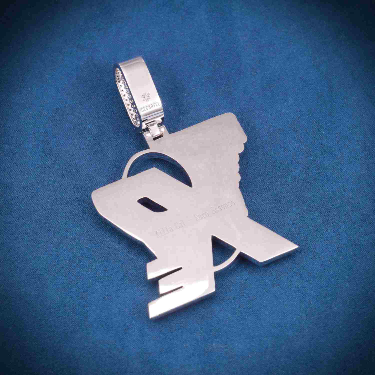 "RE" Custom Moissanite Pendant 14K Gold - Image 3