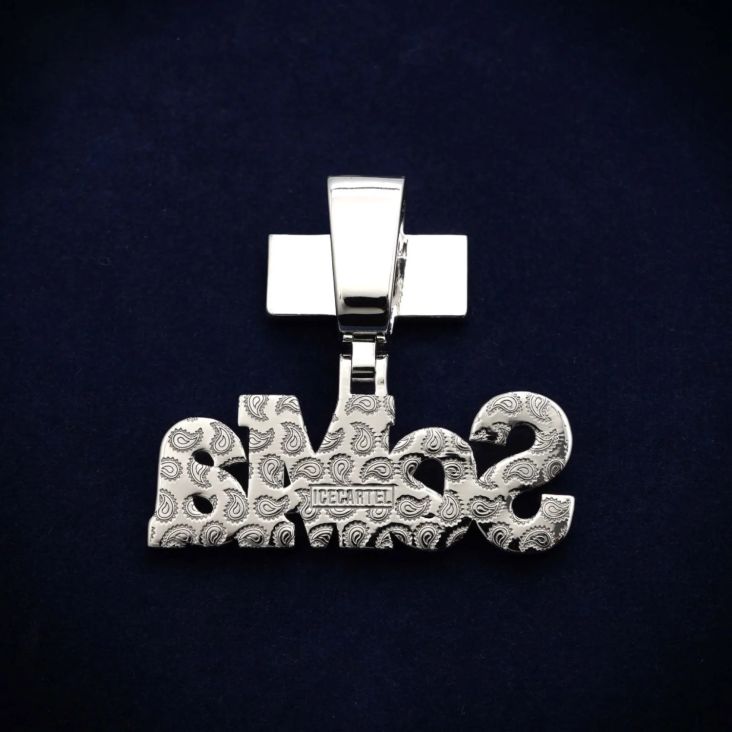 "SoMa" Custom Moissanite Name Pendant 14K Gold - Image 4